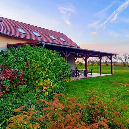 Hotel Horpácsi Európa Pihenő Központ Esterno foto